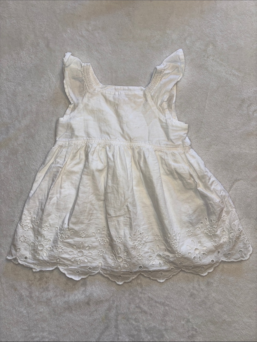Baby GAP White Eyelet Ruffle dress 6-12 months baby girl clothing